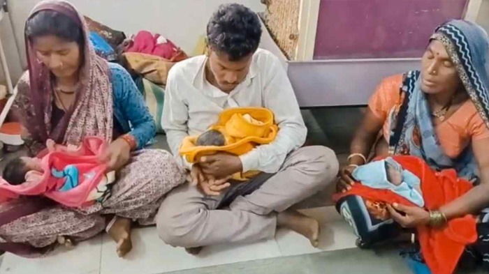 बैतूल में महिला ने नॉर्मल डिलीवरी से एक साथ 3 बच्चों को दिया जन्म, मां और बच्चे पूरी तरह से हैं स्वस्थ