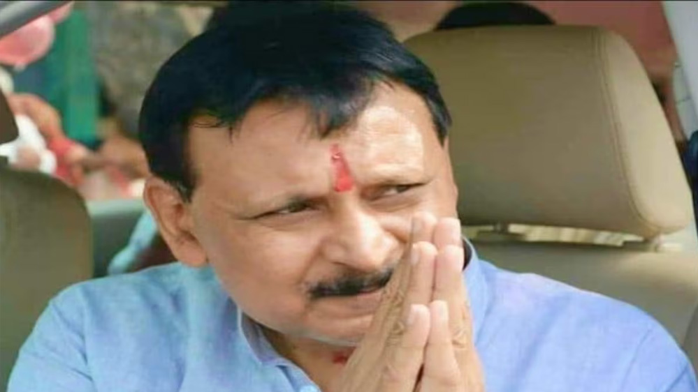 पूर्व विधायक विनय शंकर तिवारी पर कसा ईडी का शिकंजा, 11 ठिकानों पर छापा