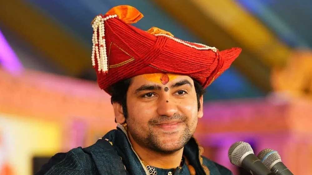 बागेश्वर धाम के पीठाधीश्वर धीरेंद्र कृष्ण शास्त्री ने हिंदू क्रांति अभियान चलाने की घोषणा की