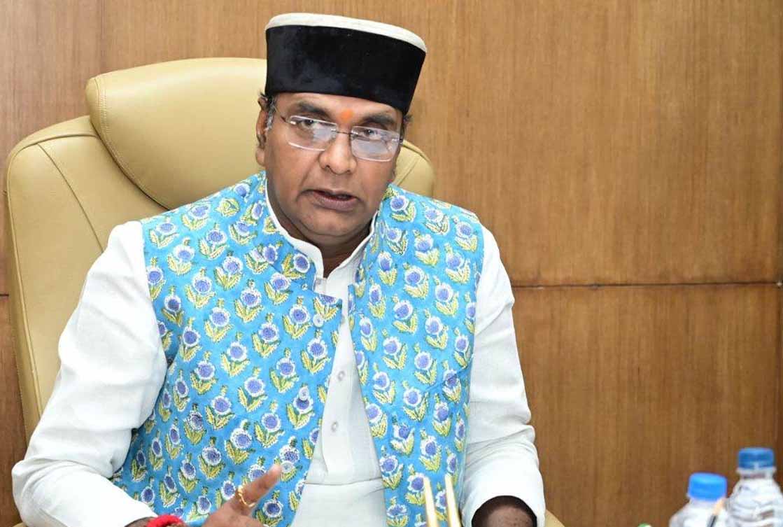 मंत्री सारंग ने पूर्व मुख्यमंत्री दिग्विजय सिंह का एक वीडियो सोशल मीडिया पर शेयर किया, मचा सियासी बवाल