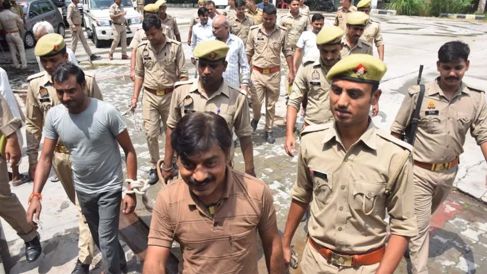 बिकरू कांड मुख्य मामले की सुनवाई एंटी डकैती कोर्ट में चल रही है, अधिकारी के न होने से सुनवाई ताली, अब 15 अप्रैल को होगी