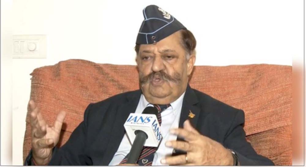 पूर्व विंग कमांडर प्रफुल्ल बख्शी ने कहा-जब दो देशों के बीच आपसी संबंध बिगड़ते हैं और सुरक्षा की भावना खतरे में पड़ने लगती है