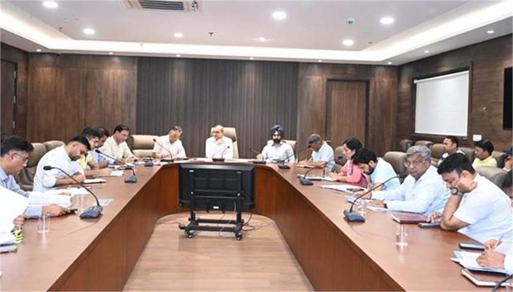 सफाई कर्मचारियों की हाजरी 100 प्रतिशत पोर्टल पर दर्ज होनी चाहिए, 932 कर्मचारियों की नही लग रही ऑनलाइन हाजिरी