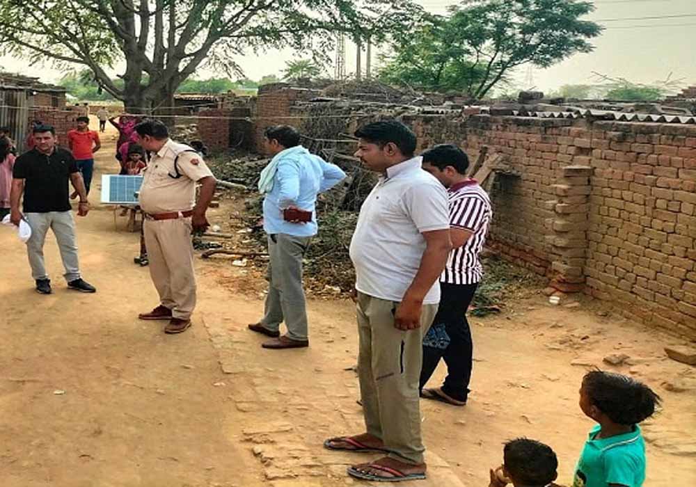 महेन्द्रगढ़ पुलिस की बड़ी कार्रवाई, ईंट-भट्ठे पर अवैध रूप से रह रहे 14 बांग्लादेशी नागरिकों को गिरफ्तार किया