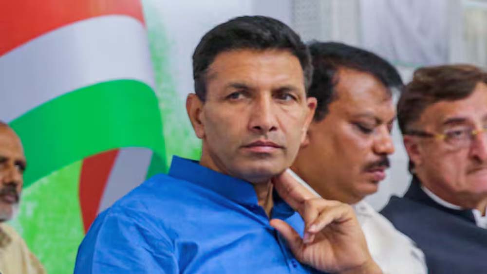 मध्य प्रदेश में अन्य पिछड़ा वर्ग को 27 प्रतिशत आरक्षण न दिए जाने को लेकर एक बार फिर विवाद