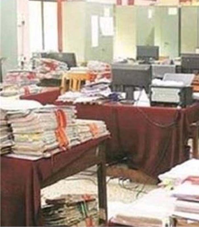 पंजाब में अफसरों को जारी हुए नए आदेश, प्रतिदिन सुबह 10 बजे से दोपहर 2 बजे तक अपने-अपने कार्यालय में मौजूद रहें