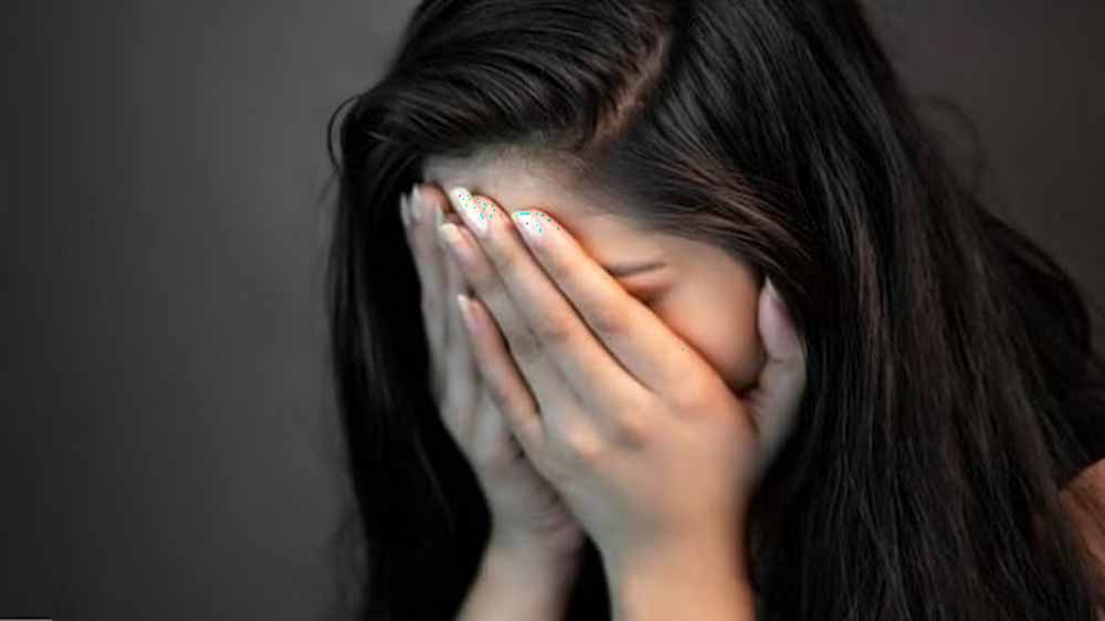 बिलासपुर में पूर्व कांग्रेस पार्षद काशी रात्रे पर दुष्कर्म, ठगी और जबरन गर्भपात का आरोप