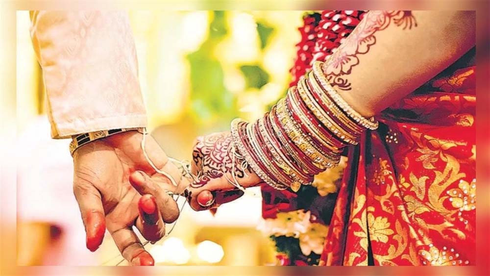 गरीब कन्या की शादी को सफल बनाने ग्राम और क्षेत्रवासियों का सराहनीय योगदान, पिता बचपन में गुजरे, मां मानसिक बीमार