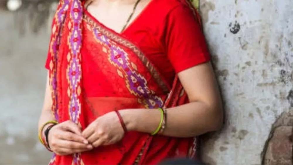 सीधी जिले में मेरठ कांड जैसा सनसनीखेज मामला, प्रेमी के साथ मिलकर पति के सीने में कई बार घोपे चाकू