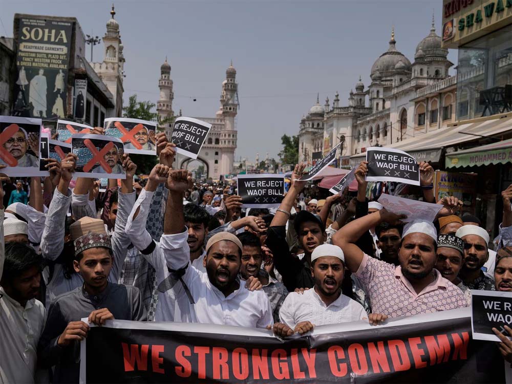 वक्फ संसोधन बिल के बाद दरगाह दिखा एक्शन में, कट्टुकोल्लई गांव में 150 परिवारों को खाली करने का थमाया नोटिश