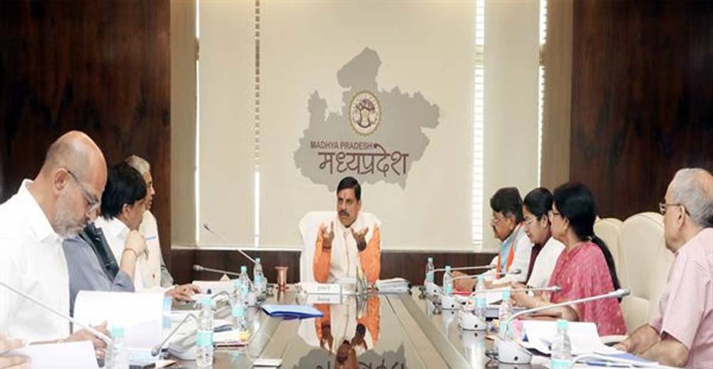 सभी नगरों में सीवरेज प्रोजेक्ट्स जल्द से जल्द पूरा करें : मुख्यमंत्री डॉ. यादव