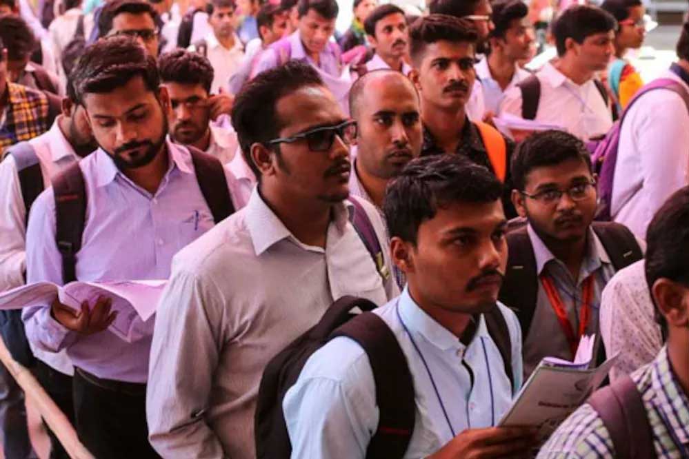 मध्य प्रदेश सरकार ने सभी विभागों में भर्ती के नियमों को समान करने का निर्णय लिया, सामान्य प्रशासन विभाग आदर्श भर्ती नियमावली तैयार कर रहा