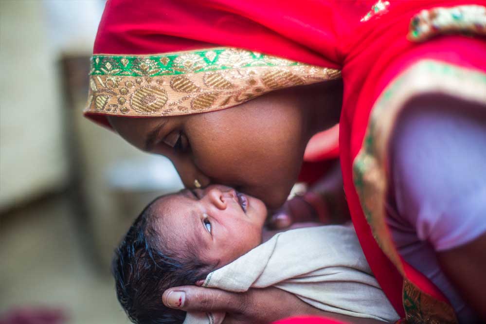 भारत में मातृ मृत्यु दर 130 प्रति लाख जन्मों से उल्लेखनीय रूप से घटकर 93 हो गई : केंद्र सरकार