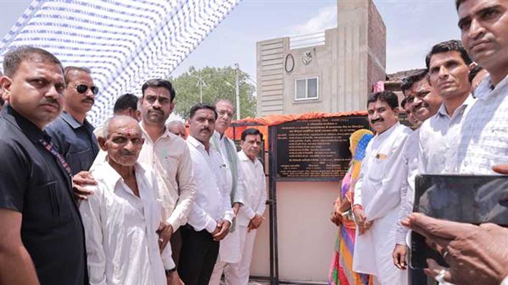उप मुख्यमंत्री जगदीश देवड़ा ने मंदसौर के नारायणगढ़ में 2 करोड़ 32 लाख के निर्माण कार्यों का किया लोकार्पण