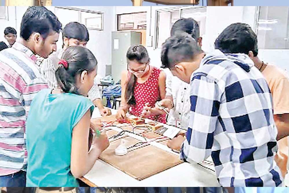 पॉलिटेक्निक कोर्स दो साल का, 12वीं के समकक्ष रहेगा, तकनीकी शिक्षा विभाग ने बोर्ड को भेजा प्रस्ताव