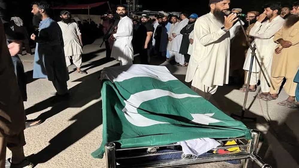 आतंकी सैफुल्लाह का पाकिस्तानी झंडे में निकला जनाजा, पहलगाम हमले के बाद ISI ने किया था अंडरग्राउंड