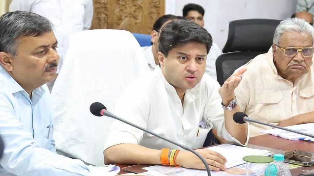 मंत्री सिंधिया ने सीवरेज प्रोजेक्ट को अपनी लाइफ की सबसे सिर दर्द योजना बताई