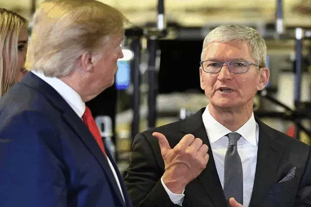 US से बाहर बनने वाले iPhone समेत सभी स्मार्टफोन पर 25% टैरिफ, ट्रंप का बड़ा ऐलान