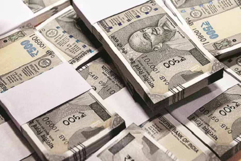 जगदलपुर : प्राकृतिक आपदा पीड़ित 05 परिवारों को 20 लाख रूपए की आर्थिक सहायता राशि स्वीकृत