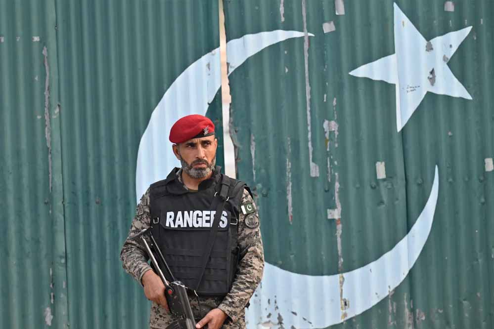 ऑपरेशन सिंदूर घबराया पाकिस्तान, पंजाब प्रांत में घोषित की इमरजेंसी