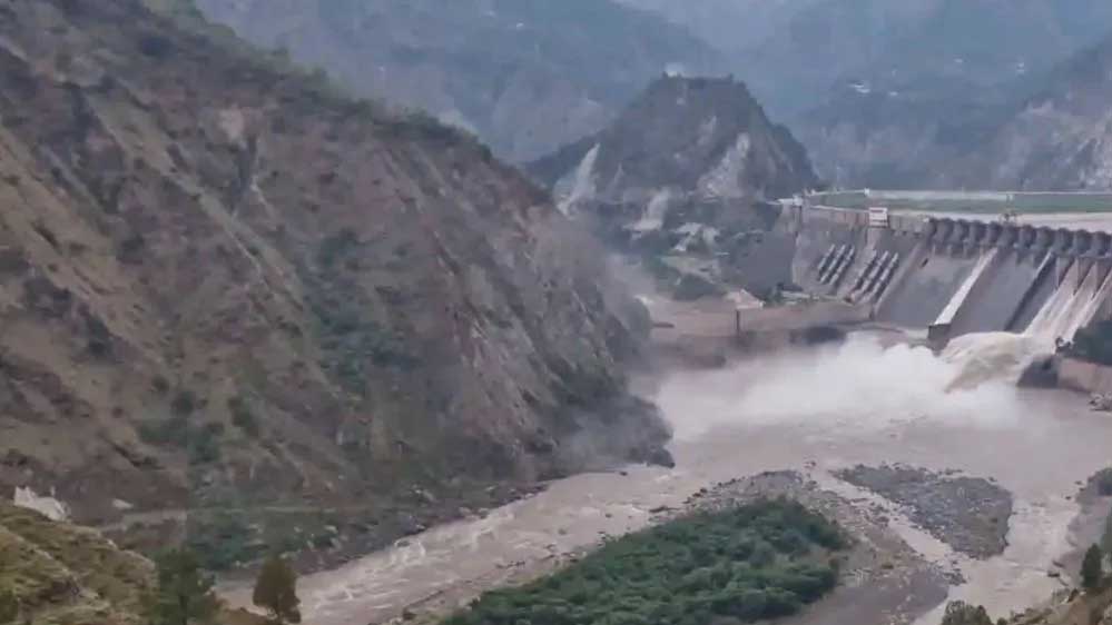 भारत की पाकिस्तान पर वाटर स्ट्राइक! सलाल और बगलिहार डैम के गेट खुले…पड़ोसी मुल्क में बाढ़ का खतरा