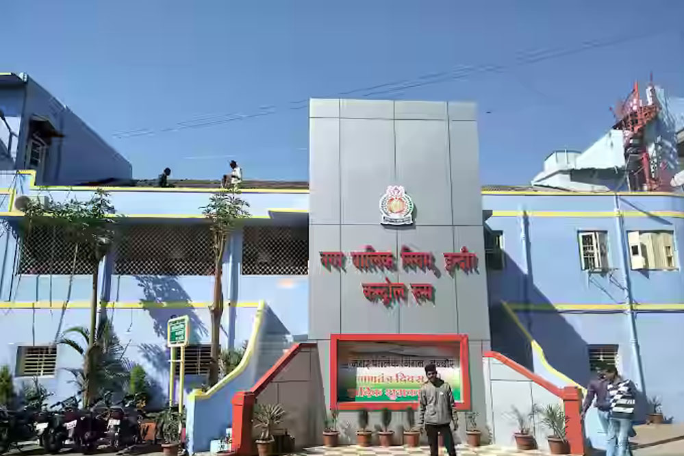 इंदौर नगर निगम का पोर्टल एक अप्रैल से बंद, टैक्स कलेक्शन रूका, 25 करोड़ का नुकसान