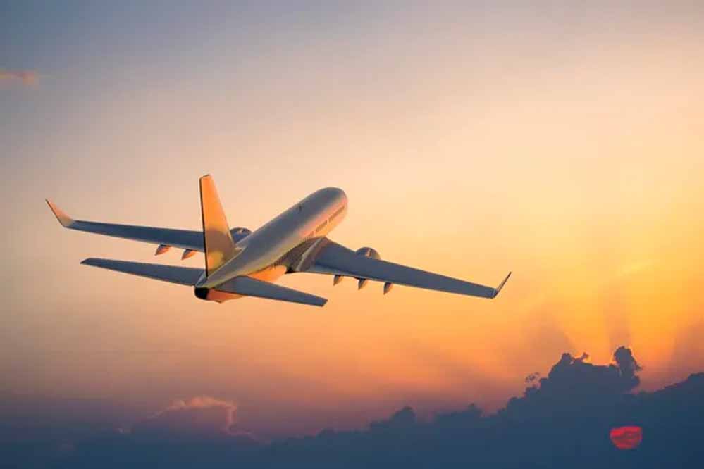 सीजफायरके बाद खुला आसमान… भारतीय एयरस्पेस ओपन, 32 एयरपोर्ट्स से हटा NOTAM