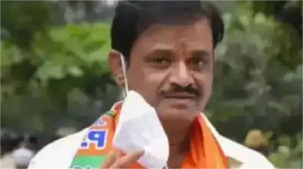 ‘महिला को इंजेक्शन देकर पहले गैंगरेप फिर चेहरे पर किया पेशाब’, पुलिस में शिकायत दर्ज कराई