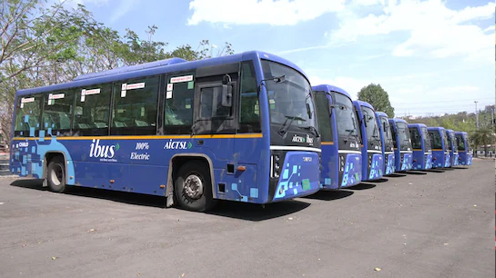 भोपाल की सड़कों से जल्द ही सीएनजी लो लोर बसों के स्थान पर 100 इलेक्ट्रिक बसों को चलाने की तैयारी