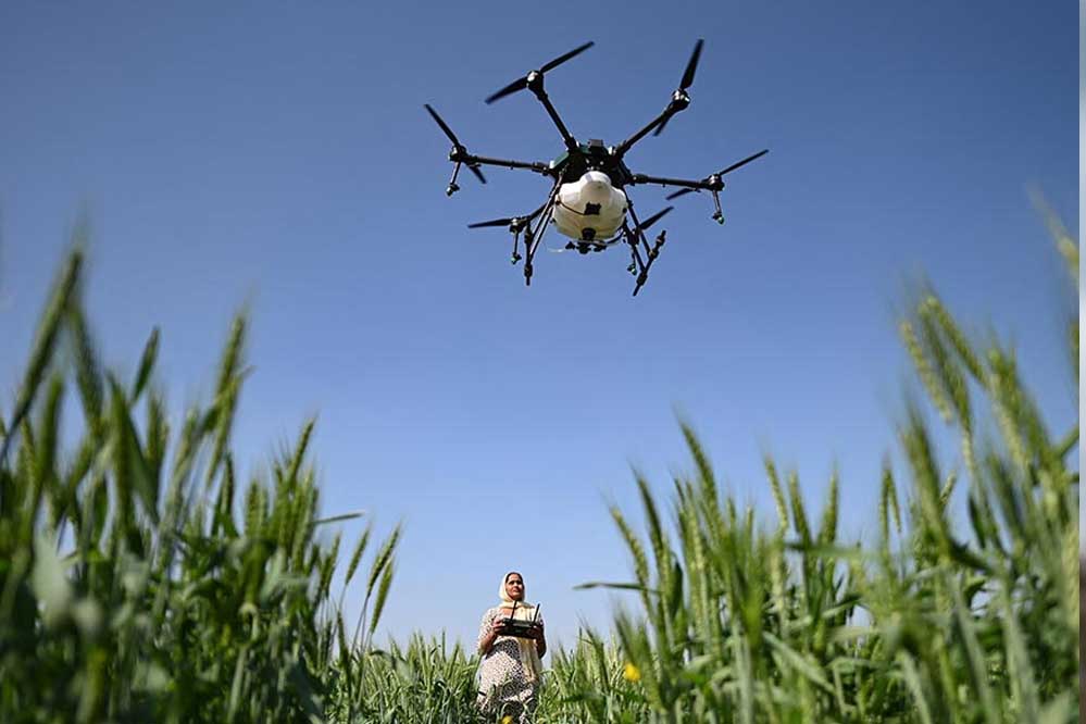 प्रदेश के किसान उड़ाएंगे ड्रोन! सीहोर जिले में देश का पहला ‘एग्री ड्रोन ट्रेनिंग सेंटर’ तैयार