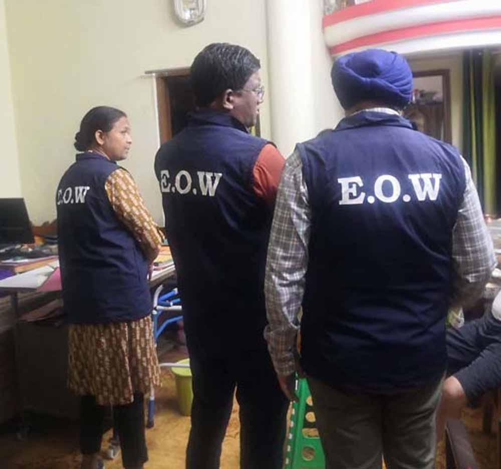 नरसिंहपुर जिले में ईओडब्ल्यू ने बिजली कंपनी में अधिकारी उमाशंकर के कई ठिकानों पर छापेमारी की