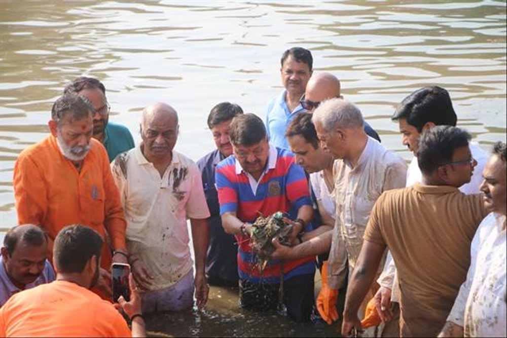 चित्रकूट का धार्मिक महत्व देखते हुए किया जाएगा समग्र विकास : मंत्री विजयवर्गीय