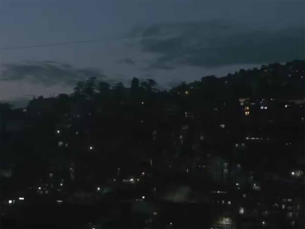 भारत और पाकिस्तान के बीच बढ़े तनाव के मद्देनजर देशभर में मॉक ड्रिल, पटना से दिल्ली तक ब्लैकआउट