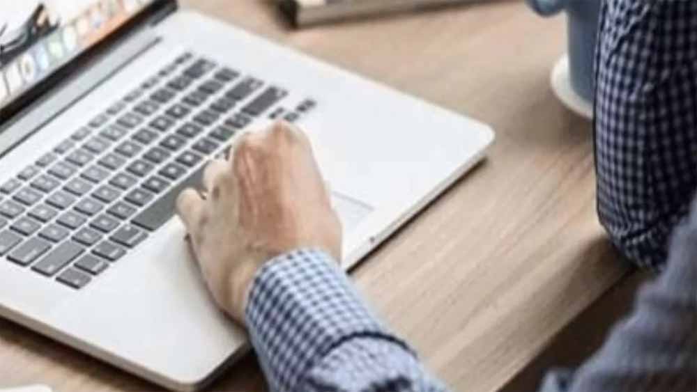 सरकारी विभागों में आउटसोर्स पर काम कर रहे कार्मिकों के जल्द आने वाले है अच्छे, शोषण से मुक्ति के साथ म‍िलेंगे ये फायदे