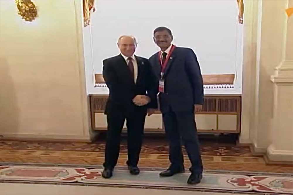 रक्षा राज्य मंत्री संजय सेठ ने रूसी राष्ट्रपति व्लादिमीर पुतिन से मुलाकात की, समर्थन के लिए जताया आभार