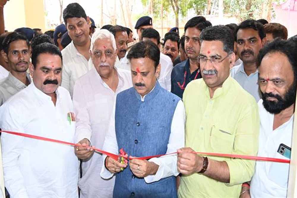 उप मुख्यमंत्री शुक्ल ने पाटन में सिविल अस्पताल और नुनसर में प्राथमिक स्वास्थ्य केंद्र का किया लोकार्पण