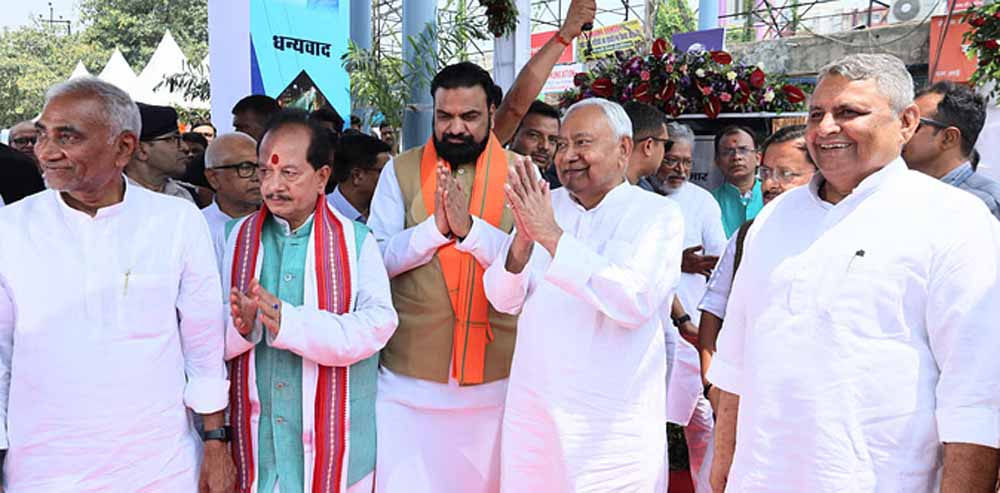 डबल-डेकर फ्लाईओवर के शुरू होने से पटना में यातायात की व्यवस्था होगी सुगम,  सीएम नीतीश ने किया शुभारंभ