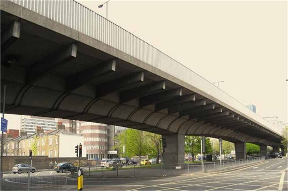 रातू रोड क्षेत्र के निवासियों की वर्षों पुरानी मांग और संघर्ष के बाद फ्लाईओवर का निर्माण कार्य पूर्ण