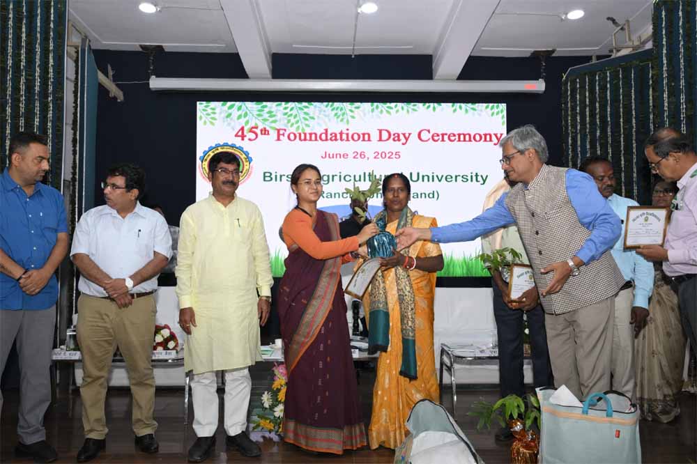 बीएयू के 45 वां स्थापना दिवस समारोह का मंत्री शिल्पी नेहा तिर्की ने किया उद्घाटन
