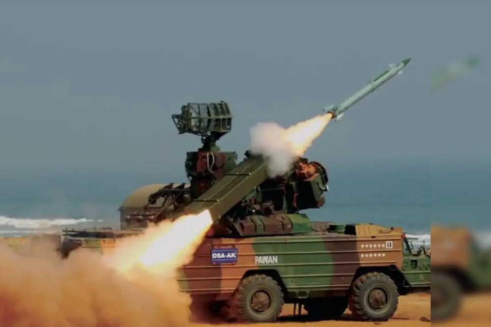 स्वदेशी एयर डिफेंस सिस्टम से लैस होगा भारत का आसमान