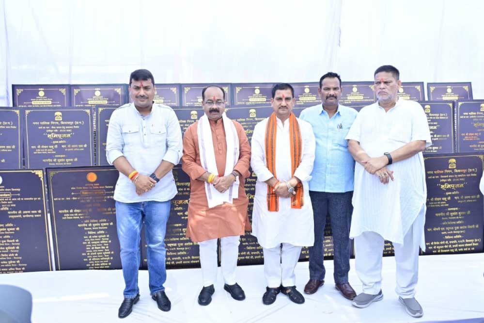 रायपुर : केंद्रीय राज्यमंत्री तोखन साहू और उप मुख्यमंत्री अरुण साव ने 39 करोड़ रुपए से अधिक के कार्यों का किया भूमिपूजन