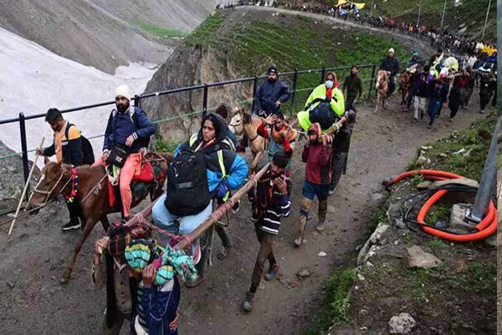 1 जुलाई से 10 अगस्त तक अमरनाथ यात्रा मार्ग नो-फ्लाई जोन घोषित, आतंकी खतरे के मद्देनजर सुरक्षा सख्त