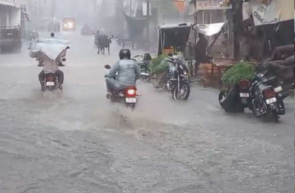 मंडला में रातभर में 2 इंच बारिश, भोपाल में रिमझिम, ग्वालियर-जबलपुर समेत 32 जिलों में आंधी चलेगी
