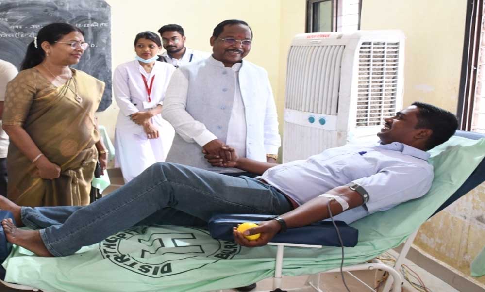 रायपुर : लोगों का कल्याण ही हमारा सेवा धर्म: मंत्री श्री नेताम