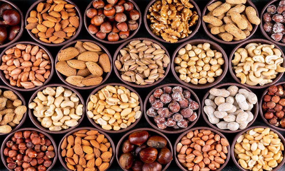 भोपाल के बाजार में काजू छोड़कर सभी ड्राईफ्रूट्स  के दाम बढ़े, सबसे ज्यादा महंगा मामरा बादाम