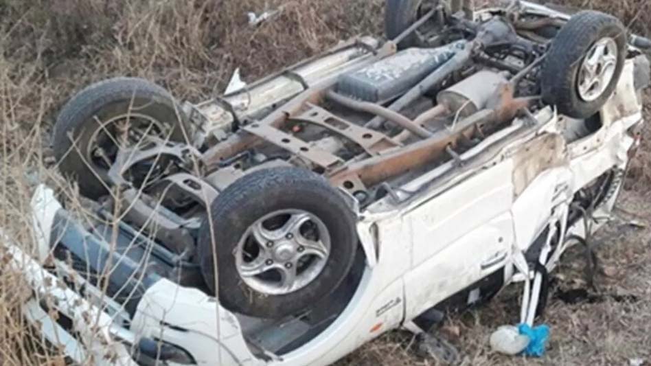 गुटखा थूकने के लिए चलती कार का खोला गेट, 100 की स्पीड में हवा में उड़ गई इनोवा, शख्स की मौत