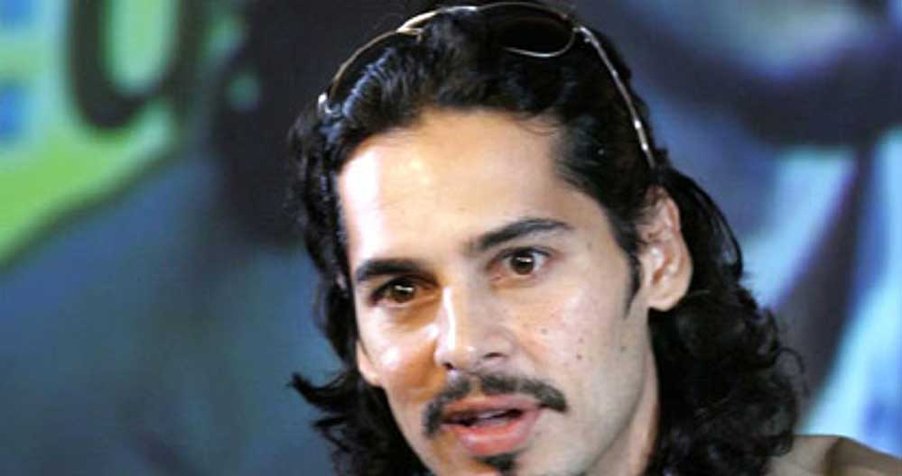 मीठी नदी सफाई घोटाले में फंसे एक्टर डीनो मोरिया, ED ने घर पर मारी रेड