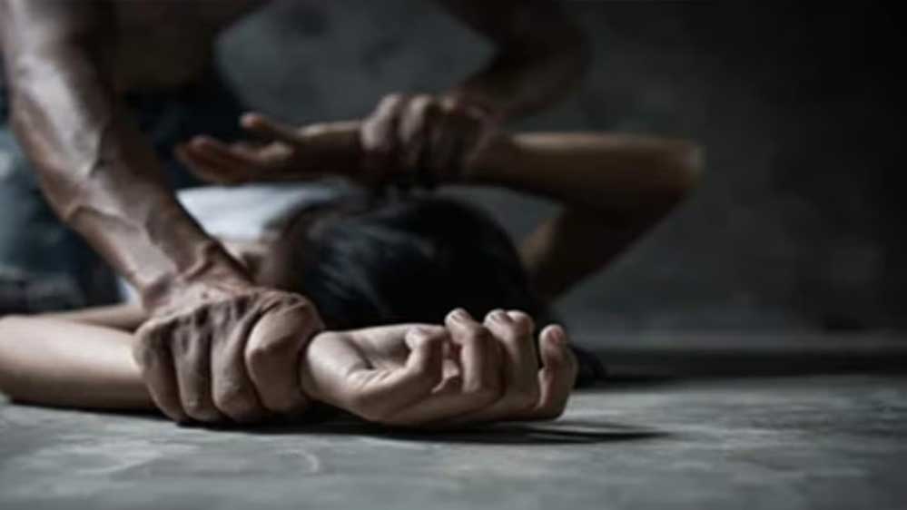बांग्लादेश में फिर हिंदू महिला से रेप, वीडियो वायरल होने के बाद मचा बवाल