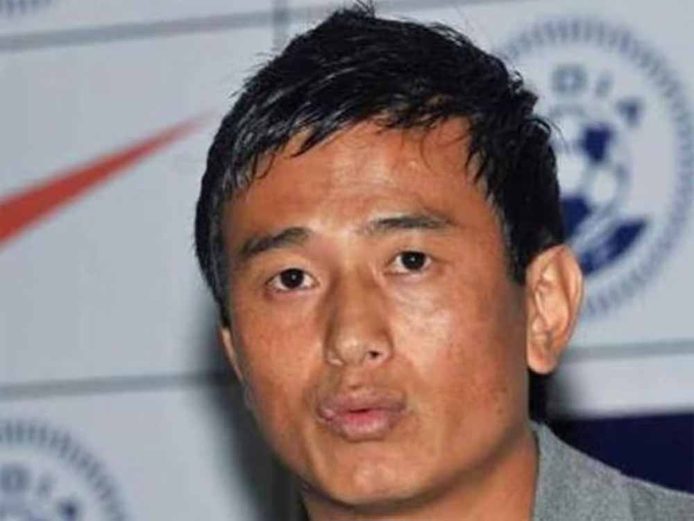 भारत के गिरते प्रदर्शन से नाराज करिश्माई पूर्व कप्तान बाइचुंग भूटिया ने खेल को नष्ट करने का लगाया आरोप