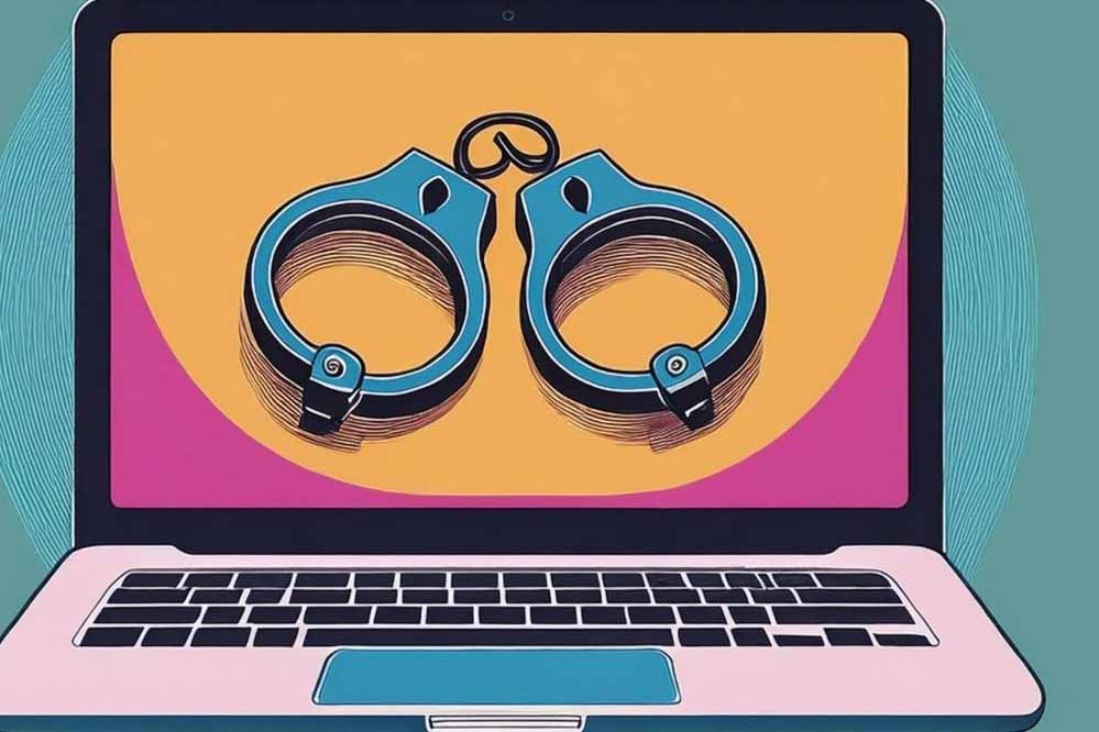 खुद को CBI अफसर बताकर महिला को किया डिजिटल अरेस्ट, 54 लाख 90 हजार ठगे, लखनऊ से चार ठग गिरफ्तार